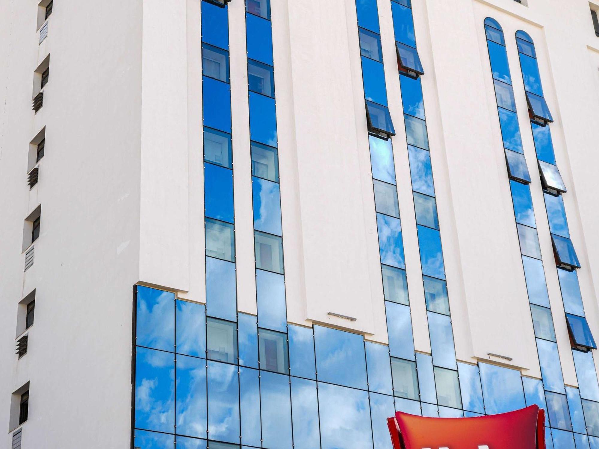 Ibis Tunis Hotel Luaran gambar
